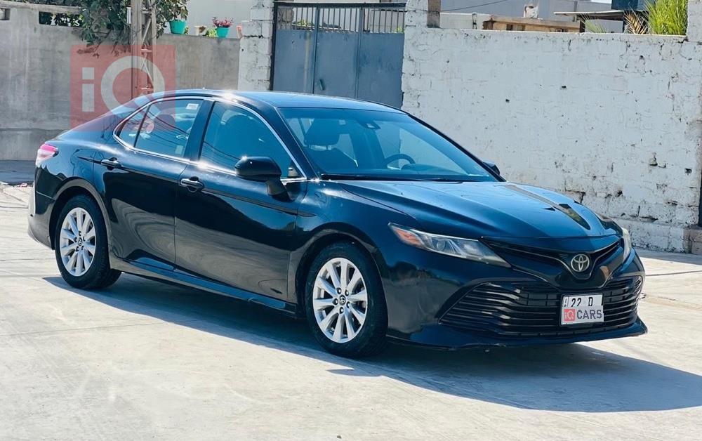 تۆیۆتا کامری